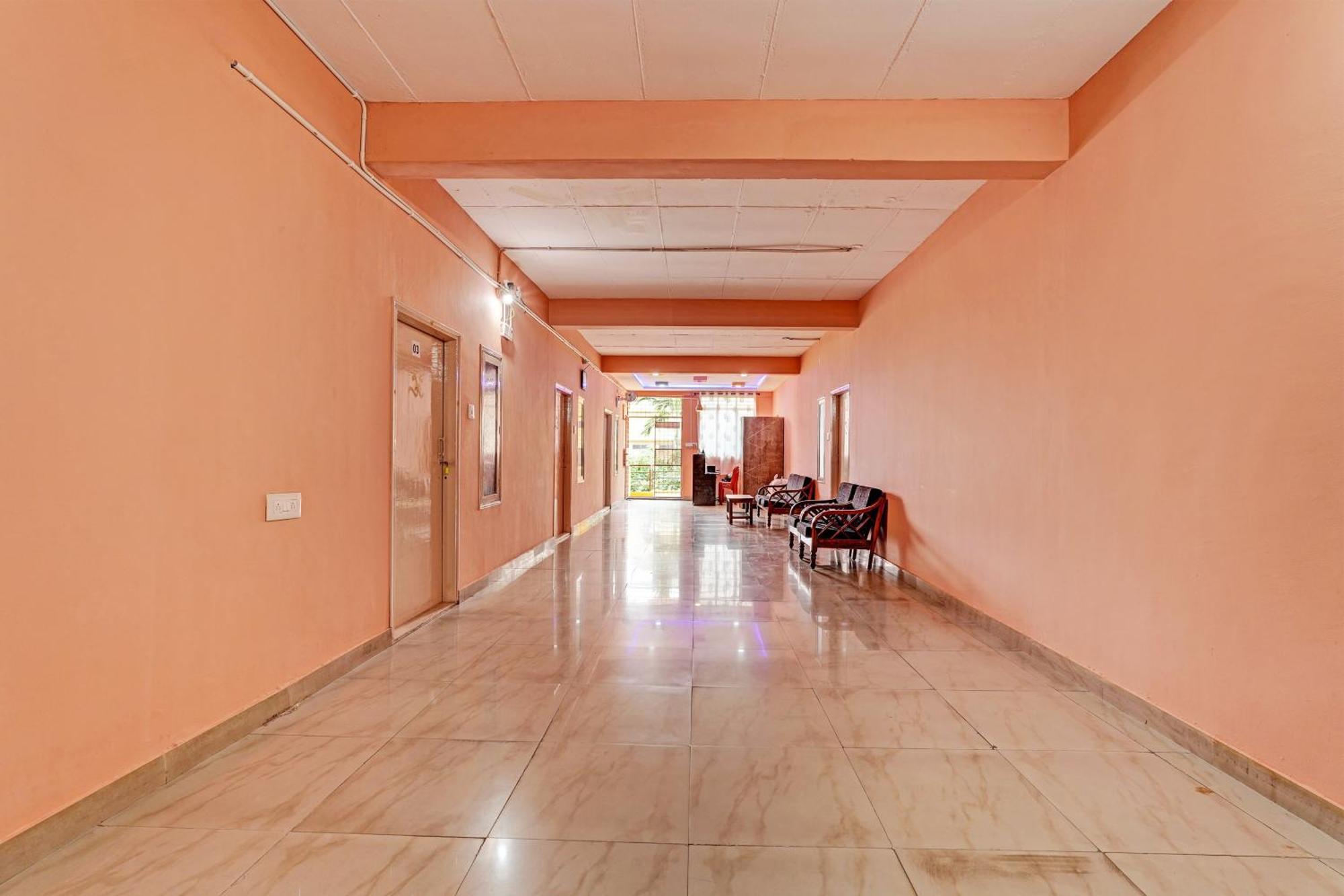 Super Collection O Druvi Corporate Hotel Kammasandra Zewnętrze zdjęcie